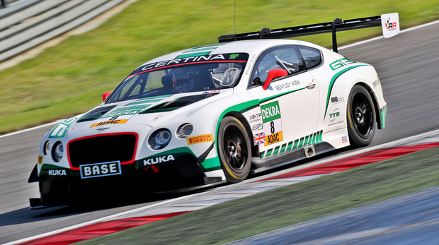 Clemens Schmid gab mit seinem Bentley im ADAC-GT-Masters Gas.