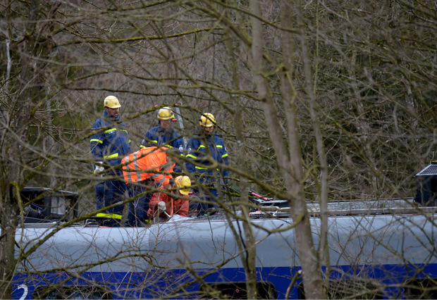 Am Mittwoch begannen die Bergungsarbeiten. Nach Einschätzung der Einsatzkräfte werden diese zwei Tage dauern.