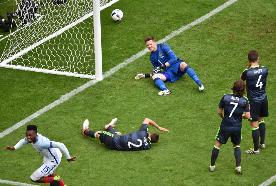 Aus kurzer Distanz traf Sturridge zum 2:1 in der Nachspielzeit.