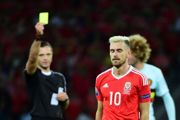 Bittere gelbe Karte: Spielmacher Aaron Ramsey fehlt Wales im Halbfinale.