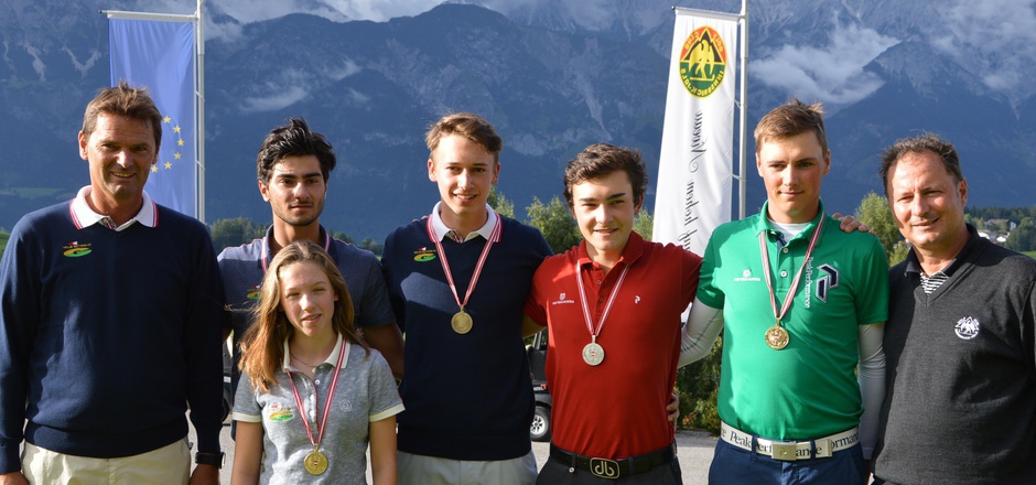 TGV-Sportwart Walter Schlauer mit den erfolgreichen Tiroler Spielern Manuel Geiger, Pia Perthen, Philipp Raggl, Maximilian Steinlechner, Daniel Schlauer sowie GCI-Präsident Martin Sterzinger (v. l.).