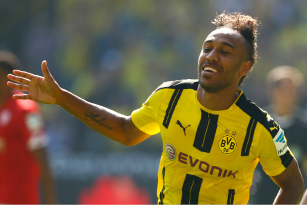 Pierre-Emerick Aubameyang schoss Dortmund mit zwei Treffern quasi im Alleingang zum Sieg.