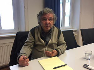 Der kurdische Politiologe und Historiker Hamit Bozarslan wurde in der Türkei geboren und lehrt an der Pariser École des Hautes Études en Sciences Sociales. Er kam auf Einladung des „Vienna Institute for international dialogue and cooperation“ nach Wien.
