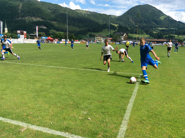 In ihrer Gruppe stand die U15 der Akademie Tirol am Ende ganz oben – Felix Kerber und Co. besiegten auch Team Südostschweiz.