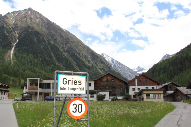 Der Längenfelder Weiler Gries liegt auf 1569 Metern Seehöhe.