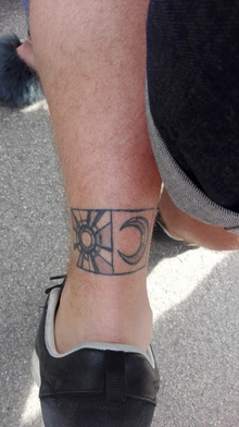 Edel-Fan Emilio ließ sich das alte Rossi-Logo eintätowieren.