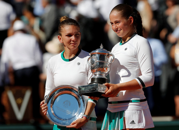Die Rumänin Simona Halep (li.) musste sich einmal mehr mit Platz zwei begnügen.