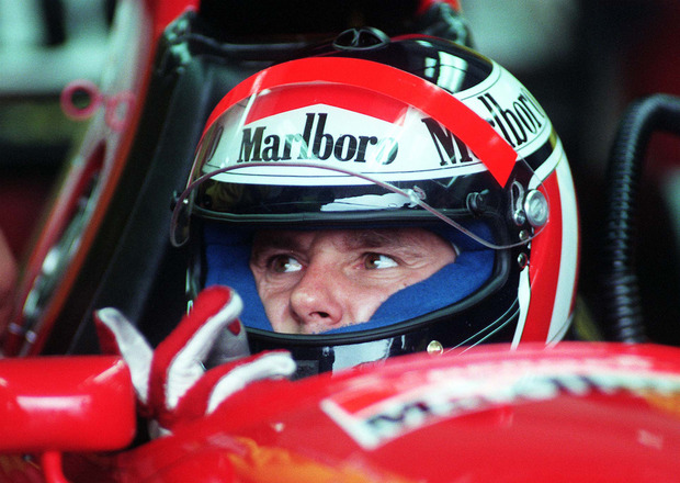 Der erfolgreichste Tiroler unter den Formel-1-Piloten: Gerhard Berger (r./1993) auf Ferrari.
