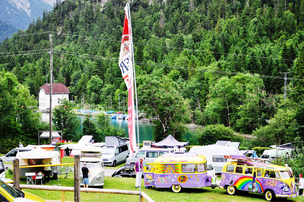 Abendliches Treffen beim Campingplatz „Grießer“.