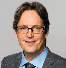 „Die Gefahr liegt in der Radikalisierung, weniger in der Manipulation", sagt Jürgen Pfeffer (Sozialwissenschafter).