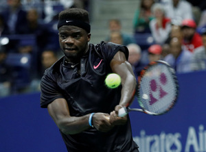 Der 19-jährige US-Jungstar Frances Tiafoe brachte Federer ins Schwitzen.