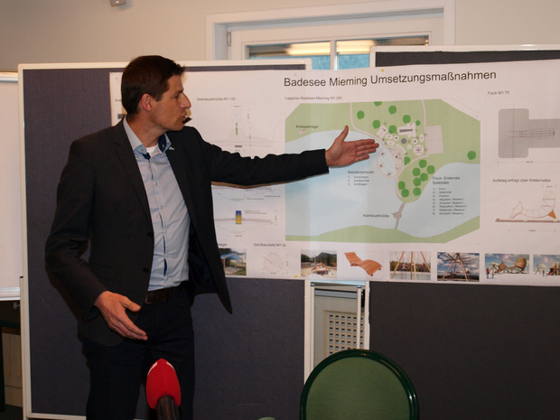 Emanuel Wohlfarter von der Firma Sunkid bei der Präsentation.