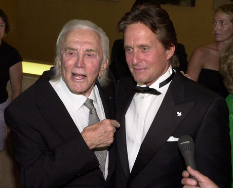 Kirk mit seinem Sohn Michael.