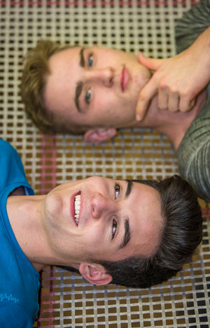 Lorenz und Simon sind seit der Vorrunde der Show dicke Freunde.
