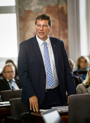 „Persönliche Verletzungen dürfen im politischen Diskurs keinen Platz haben. Respekt ist notwendig", sagt Jakob Wolf
(ÖVP-Klubchef).