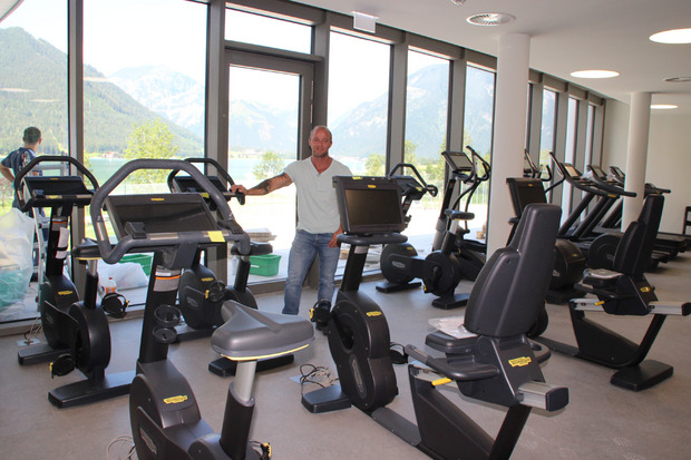 Martin Hohlrieder leitet Fitness-Studio und Boulder-Halle.