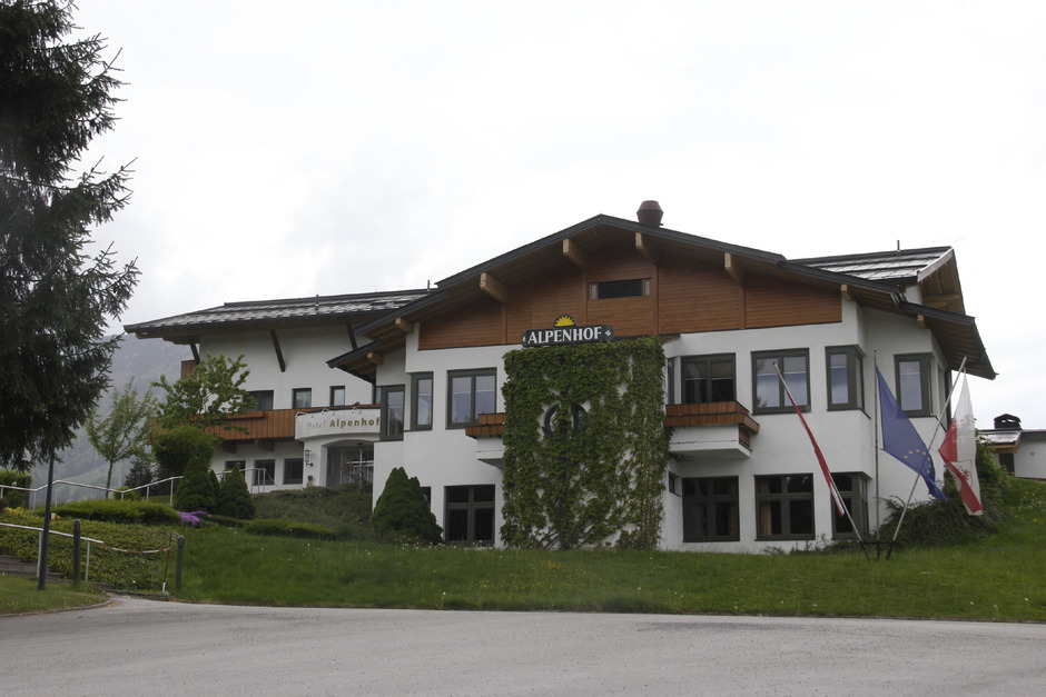 Was Kann Man Aus Holz Bauen Und Verkaufen Ostseesuche Com Alpenhof Verkauf In Kirchberg Ist über Bühne Gegangen Tiroler