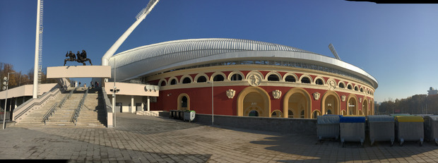 Das Dinamo-Stadion wurde renoviert und hat nun rund 22.432 Zuschauerplätze.