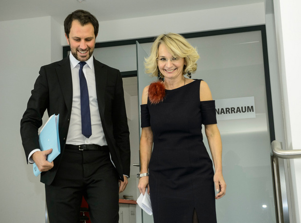 Blanik gab nach Sitzung des Landesparteivorstandes ihren Rücktrit und die Übergabe an Georg Dornauer bekannt.
