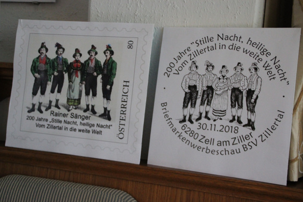 Auch die "Rainer Sänger" sind als Stille-Nacht-Botschafter auf einer Briefmarke verewigt.