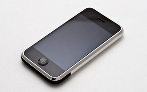 Erst zwei Jahre nach Merkels ersten Kanzlerwahl kam das iPhone auf den Markt.