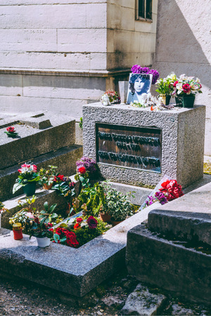 Das Grab von Jim Morrison in Paris.