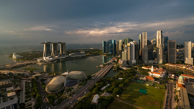 Der Flug startet im Inselstaat Singapur.