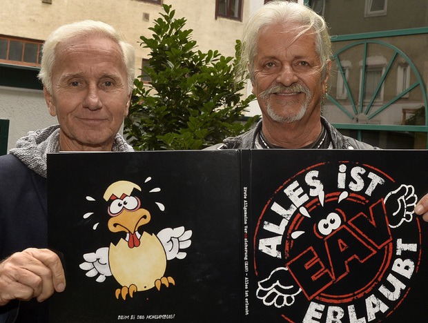 Klaus Eberhartinger und Thomas Spitzer gehen mit Band EAV und neuem Album auf Abschiedstournee (am 12. März in Innsbruck).
