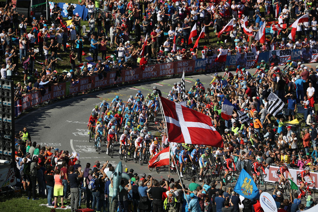 Fast 600.000 Zuschauer bei der Rad-WM, 60.000 bei der Kletter-WM – und drei Tiroler Weltmeistertitel: Im September dreht sich heuer in Innsbruck alles um den Weg bergauf.