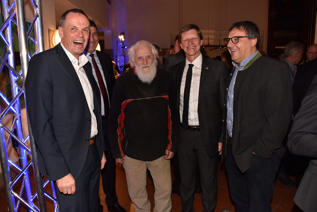 Auch EWR-Vorstand Michael Hold, Hubert Glätzle, Raiba-Vorstand Wolfgang Hechenberger und AAB-Chef Johannes Mutschlechner hatten einen kurzweiligen Smalltalk.