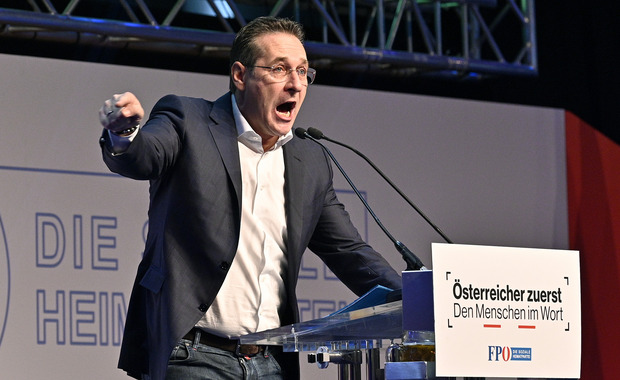 Vizekanzler Heinz-Christian Strache sieht seine Partei als Nachfolgepartei der SPÖ.