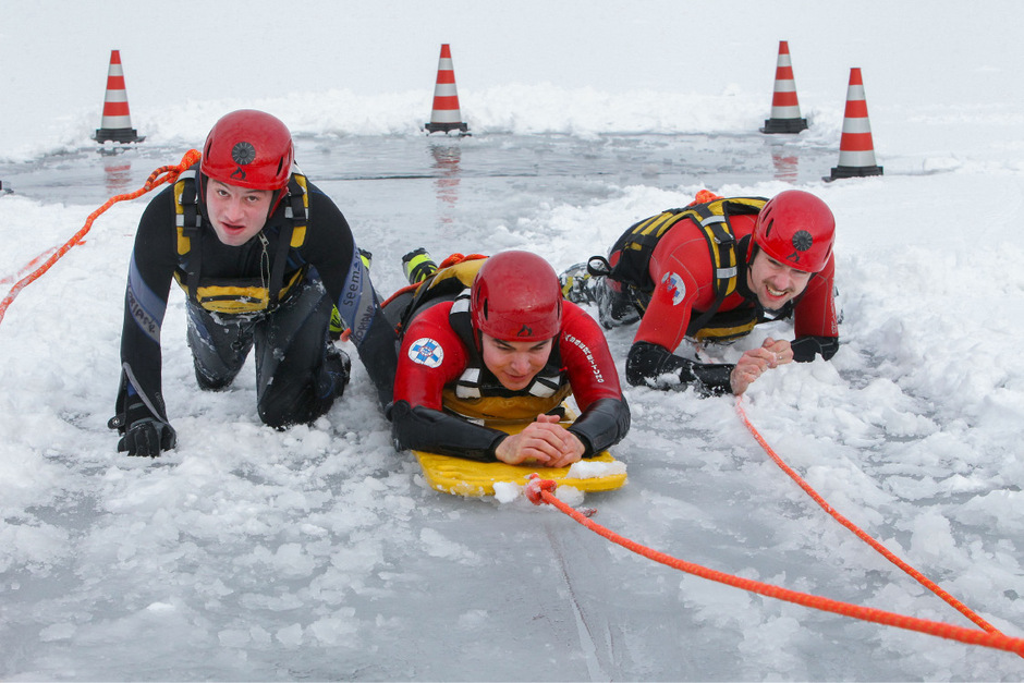 Spielen Mit Eis Und Feuer Spielen Mit Eis Und Feuer