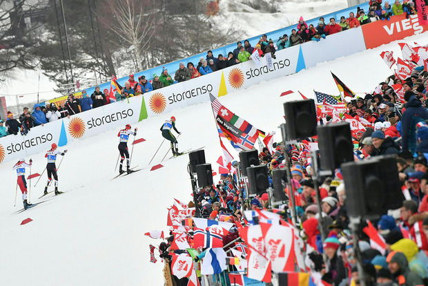 Vor großartiger Kulisse lief Eric Frenzel erneut in Seefeld zum Sieg.