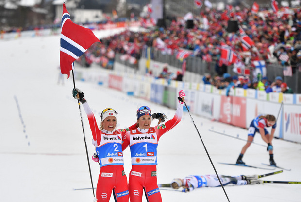 Norwegischer Doppelsieg: Seefeld Langläufig-Königin Therese Johaug (l.) und Ingvild Flugstad Oestberg.