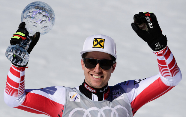 Marcel Hirscher bekam in Andorra die kleine Riesentorlauf-Kugel überreicht.