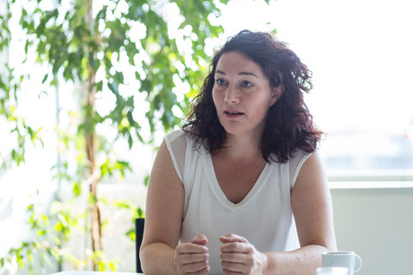 „Die ‚Verdachtsmomente‘ sind zu wenig, um daraus eine nachweisbare Manipulation ableiten zu können.“
Ingrid Felipe
(LHStv. Grüne)