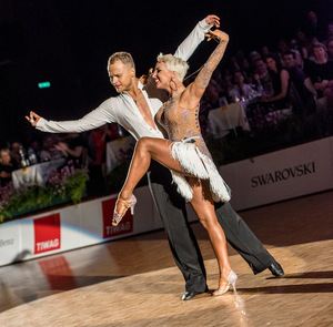 Trafen den Nerv von Jury und Publikum - bei ihrer World-Masters-Premiere landeten Sarunas Greblikas und Viktorija Horeva (CHN) auf Platz drei.