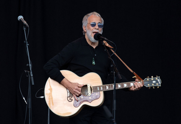 Der Sänger Yusuf Islam (Cat Stevens) führte seinen Song „Peace Train“ (Friedenszug) auf.