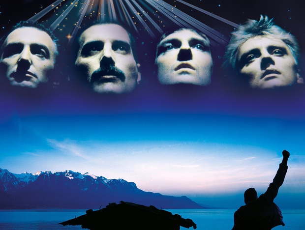 Die Queen Tribute Show kann man jeden Sonntag im Zeiss Planetarium Schwaz erleben.