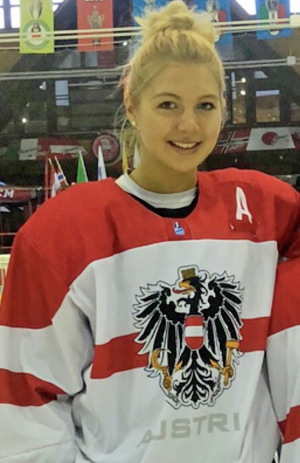 Isabella Burghart darf auch WM-Luft schnuppern.
