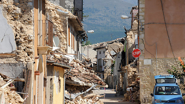 Die Zestörung in L'Aquila nach dem Beben der Stärke 5,9 vor zehn Jahren war gewaltig. 309 Menschen kamen ums Leben, 1600 wurden verletzt.