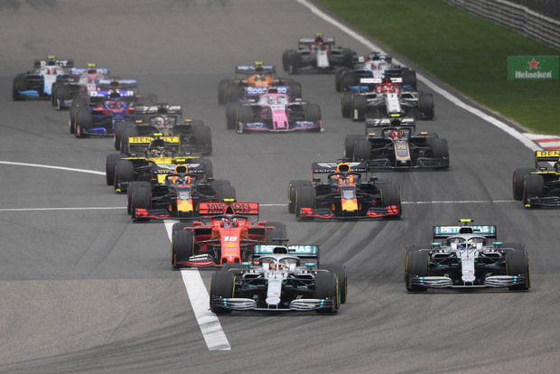 Am Start zog Hamilton an Bottas vorbei.