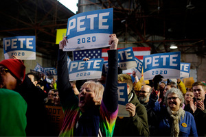 Der Nachname "Buttigieg" ist für viele schwer auszusprechen. Anhänger nennen ihn deshalb mit seinem Vornamen und Funktion - "Bürgermeister Pete".