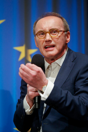 „Ich möchte für Europa mit euch sein und mich von allen, die gegen Europa sind, abgrenzen.“
Othmar Karas
(ÖVP)