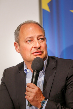 „Die beste Antwort gegen die Zerstörungswut ist, Europa besser, sozialer und gerechter zu machen.“
Andreas Schieder
(SPÖ)