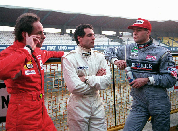 Das Formel-1-Jahr 1994: die zwei Tiroler Gerhard Berger (l.) und Karl Wendlinger (r.) mit Roland Ratzenberger.