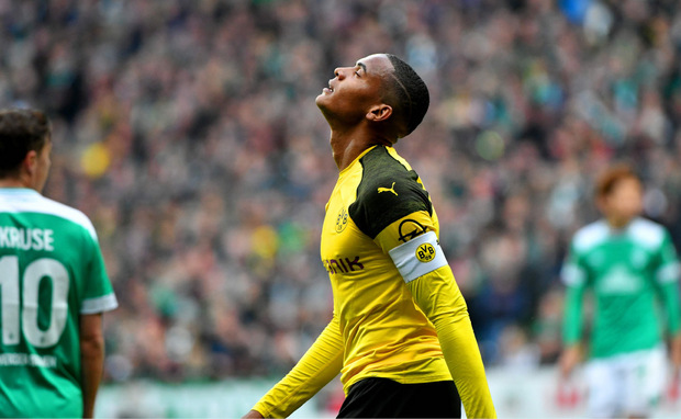 Manuel Akanji und seine BVB-Teamkollegen vergaben die letzte Chance auf den Titel.