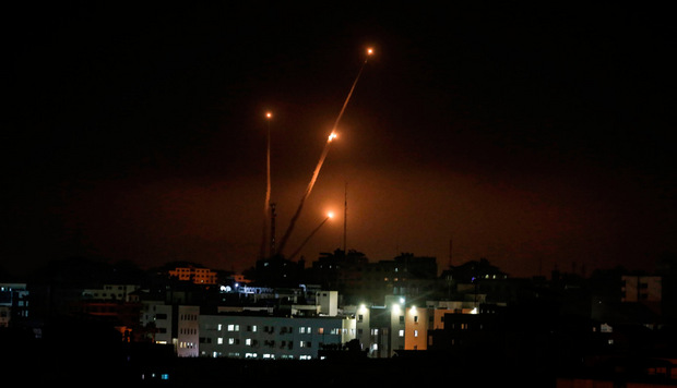 Hunderte Geschosse wurden vom Gaza-Streifen in Richtung Israel abgefeuert.
