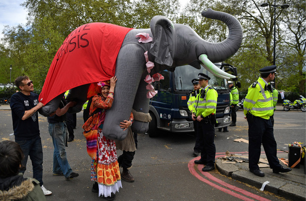 Klima-Aktivisten machten schon im April in London auf die Lage aufmerksam.