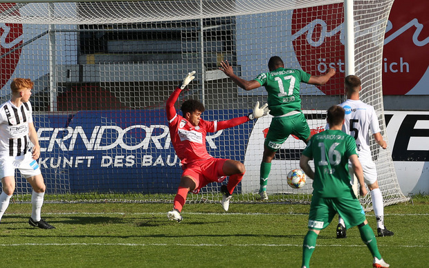 Adjei machte das Elferfoul mit einem Treffer in der 15. Minute wieder gut.